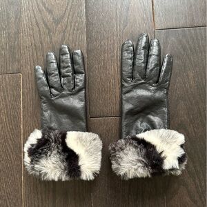 Vintage Black Leather Gloves with Faux Fur Cuffs - Size M - Smart Set